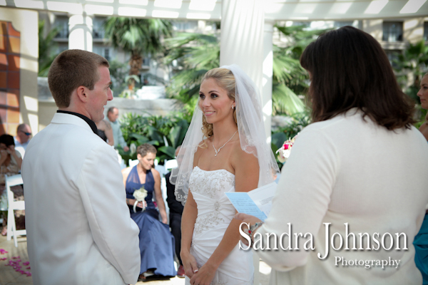 Best Gaylord Palms Wedding photographer - Sandra Johnson (SJFoto.com)